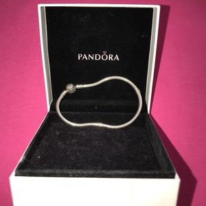 💙 Pandora Silver Charm Bracelet 💙